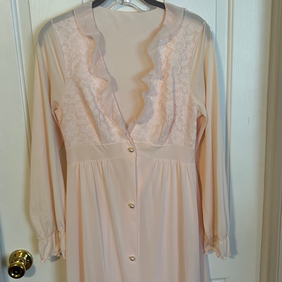 Shadowline Soft Pink Lace Trim Robe and Nightgown Set. Size S.  Vintage. - Picture 5 of 12